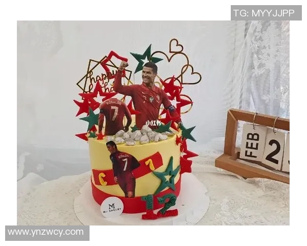 制作C罗风格的足球明星蛋糕详细步骤与技巧分享